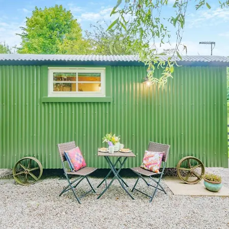 The Harmony Hut * Skirwith